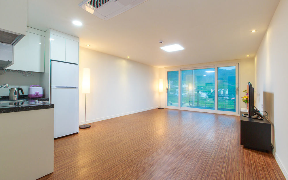 Doya Hotel Geoje Ngoại thất bức ảnh